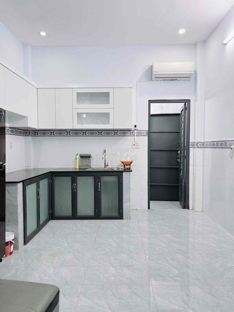 Hạ 200tr nhà 3 tầng 4pn 3.5x13.5 xe hơi sổ hồng sẵn sang tên ngay - 2