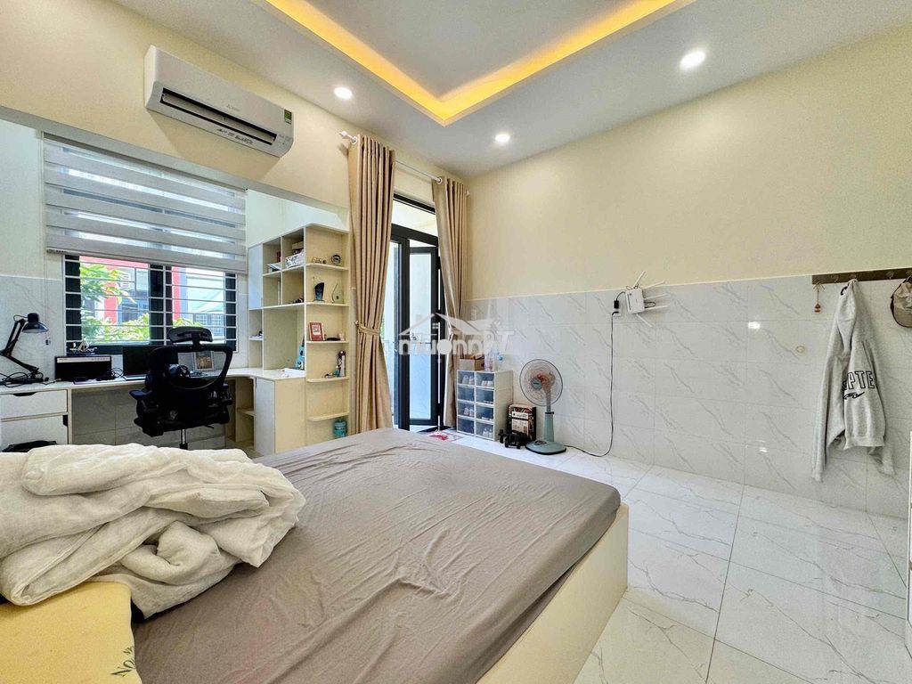 🏡 Phòng ban công mới xây ngay nhà máy bia lê văn khương - Ảnh 3