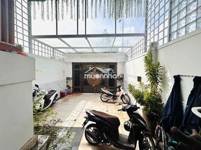 Bán chdv quận 09 gần đông tăng long , vinhome grand park , knc