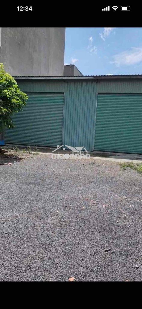 Cho thuê kho 200m2 trống suốt thông thoáng