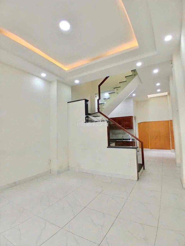 Nhà 3 lầu ngay chợ đầu mối thủ đức hẻm oto khu dân trí cao - 3