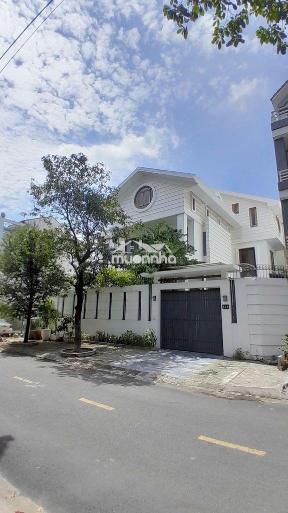 Biệt thự mặt tiền 320m2 hầm 3 tầng-chủ bán gấp