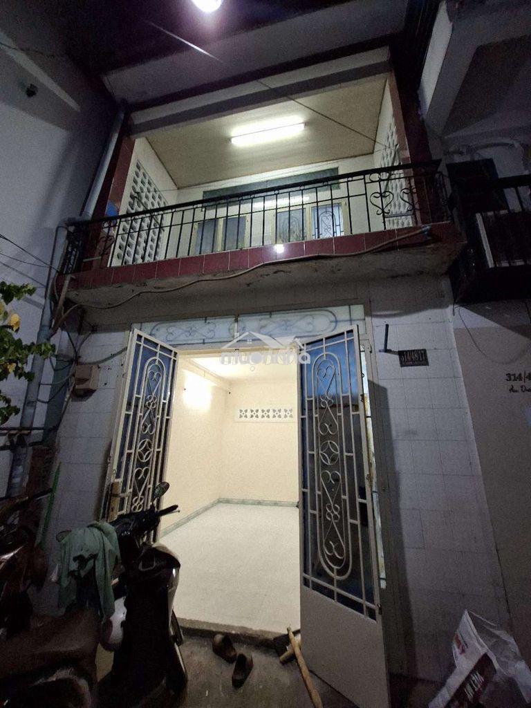 Cho thuê nhà nguyên căn hẻm rộng - 3