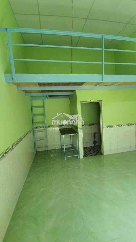Cho thuê nhà đường nguyễn văn linh dt.3m5×5m } 1 lững 1 phòng 1 toilet