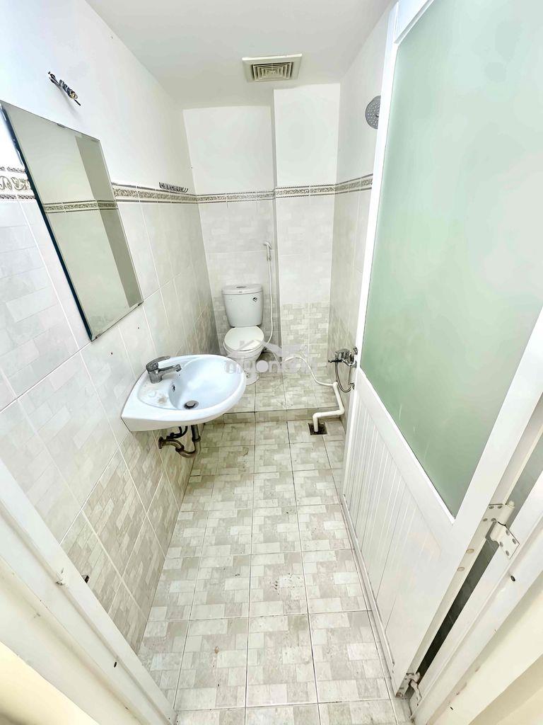 Chdv mặt tiền kdc phú mỹ full nt lầu 2 cửa sổ trời thoáng mát - Ảnh 3