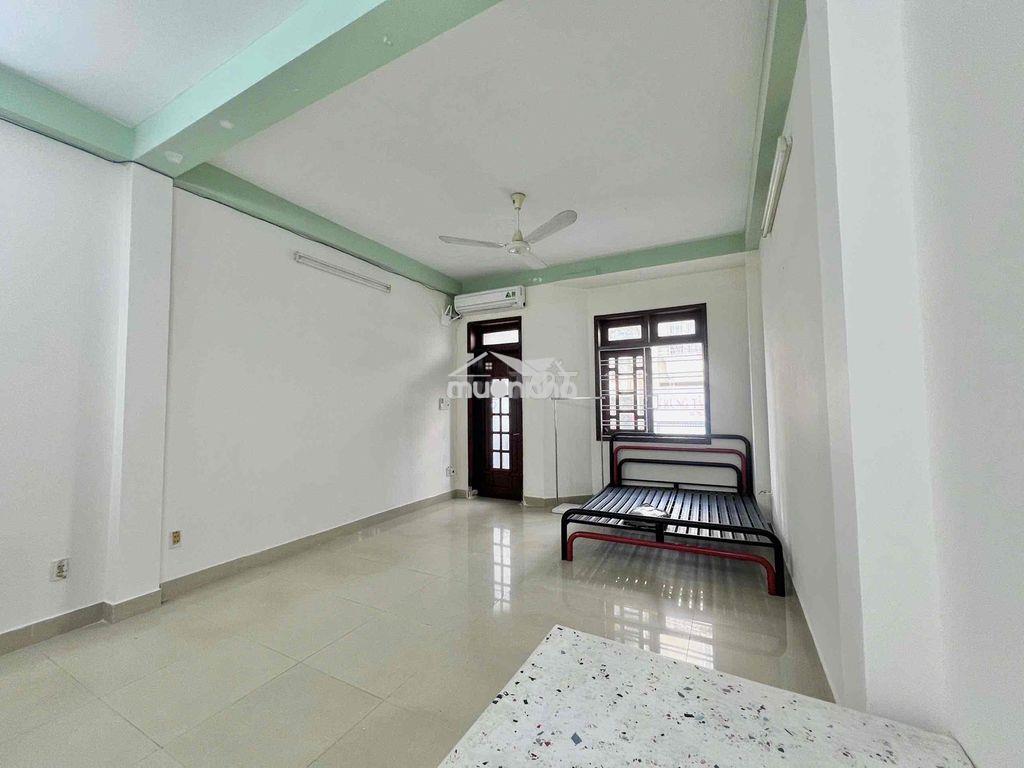 Cho thuê căn hộ bancol rộng 40m2 ngay cầu vượt 3/2, đh kinh tế ueh q10 - 2