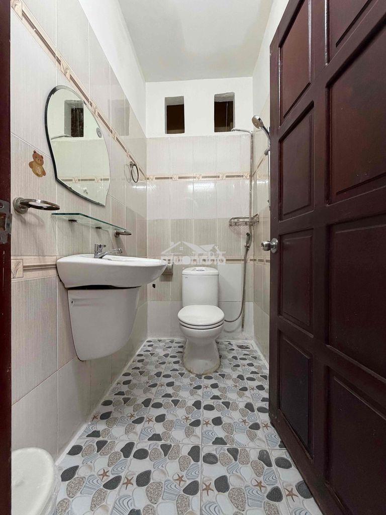 Phòng trọ hẻm xe hơi cách trần hưng đạo 200m, thông bùi viện 100m - Ảnh 3