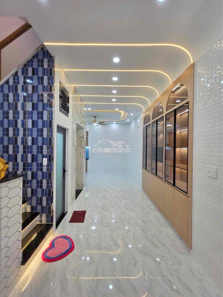 🔥Nhà vạn kiếp 1/ phan xích long -sd 220m2 4tầng ,có thang máy - 9tyxiu - 3