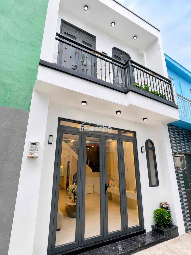 Nhà đẹp hẻm 2174 - mới toanh cách hẻm xe hơi vài bước chân - 2