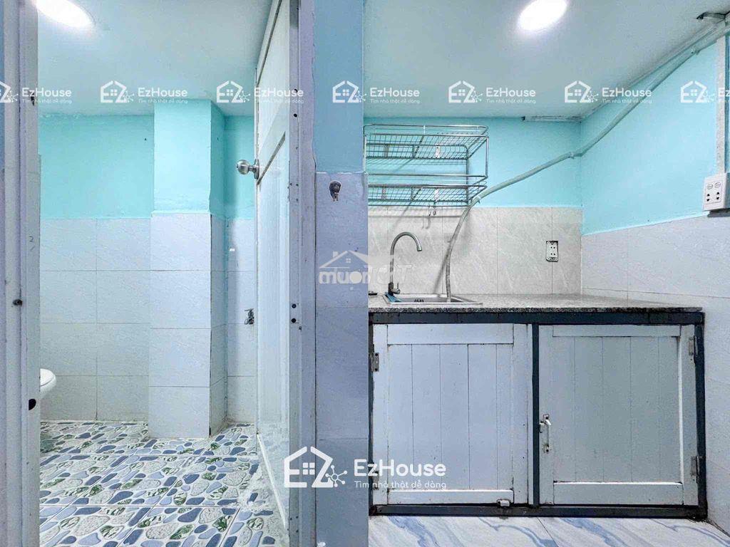 Cho thuê trọ giá rẻ sẵn máy lạnh-tủ lạnh gác cao + cửa sổ trời - 4