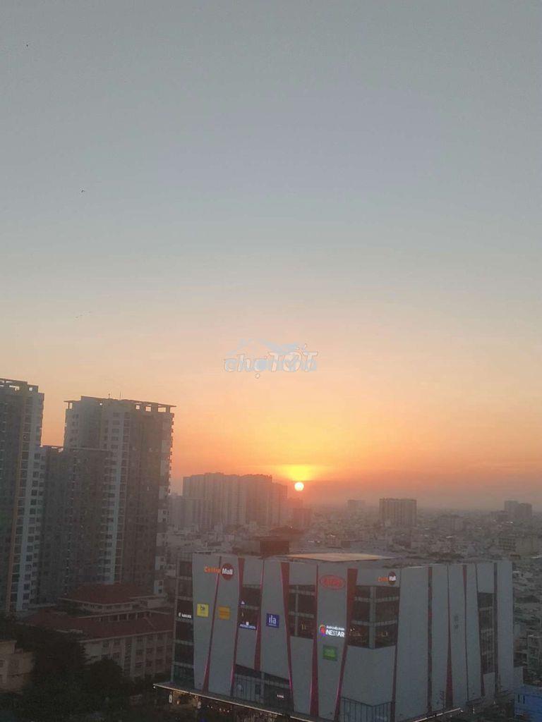 Cho thuê căn 3 phòng ngủ giá rẻ bên aurora 
