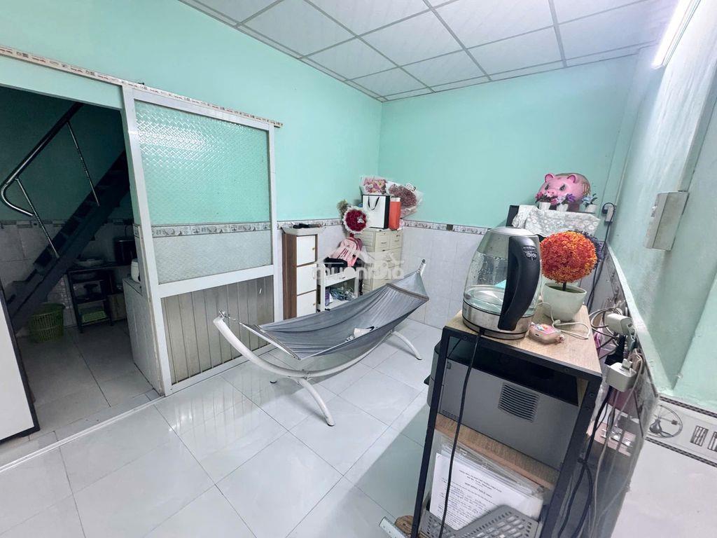 Nhà cần tiền , bán gấp - Ảnh 2