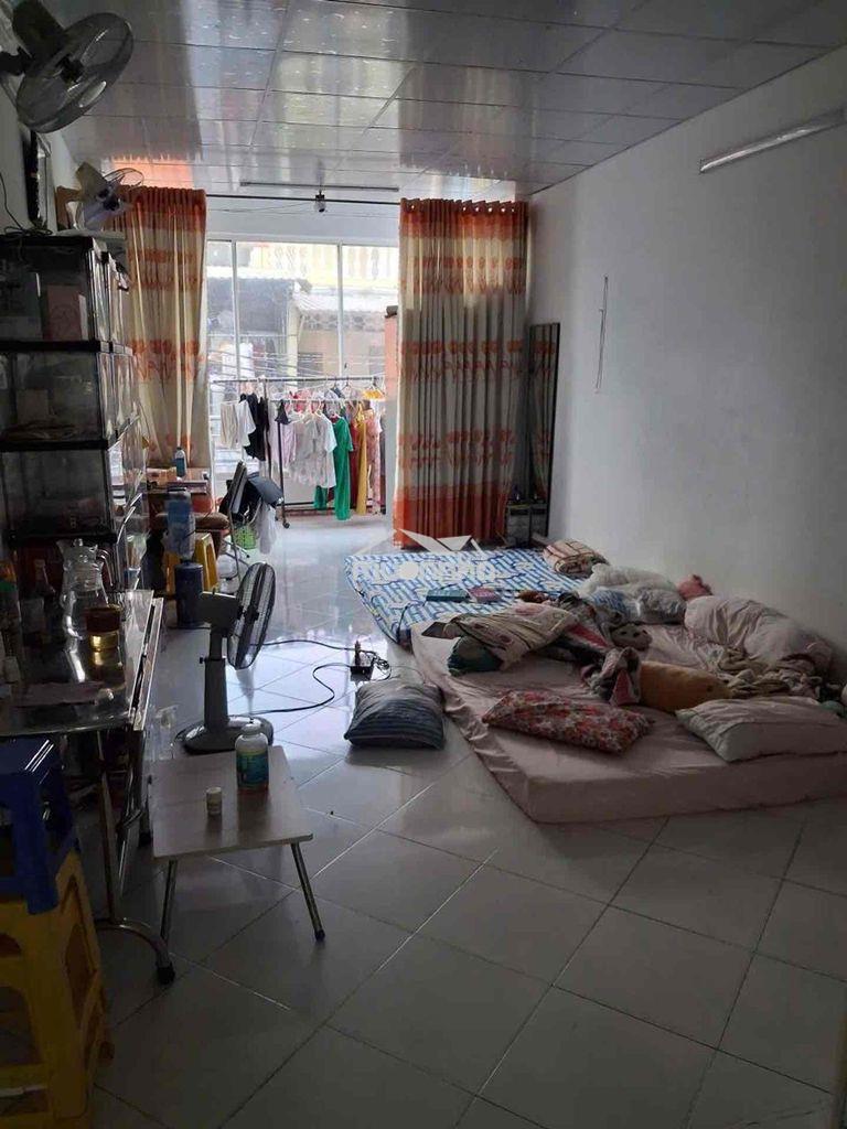 Chủ ngộp giảm chào xuống 6.7 tỷ nhà mtkd hẻm 8m âu dương lân p3 q8. - 2