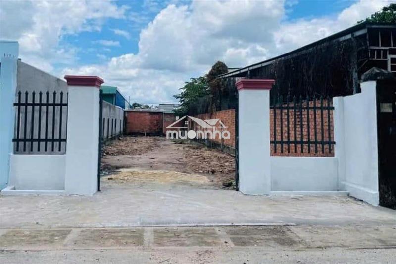 Mặt tiền nhựa tân thông hội - 200m2 thổ cư chủ gửi giá ngộp