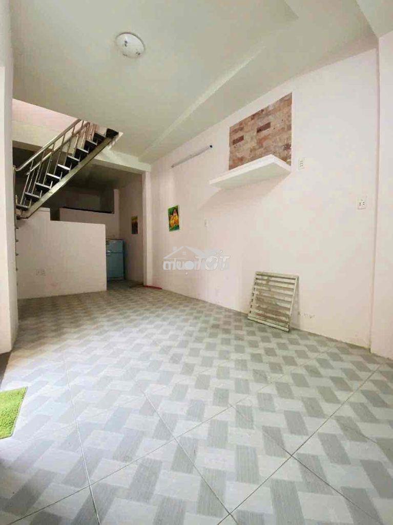 Nhà bán 1,55 tỷ 1 xẹc nguyễn ái quốc 30m2 xây lầu kiêng cố hẻm xe máy - 2