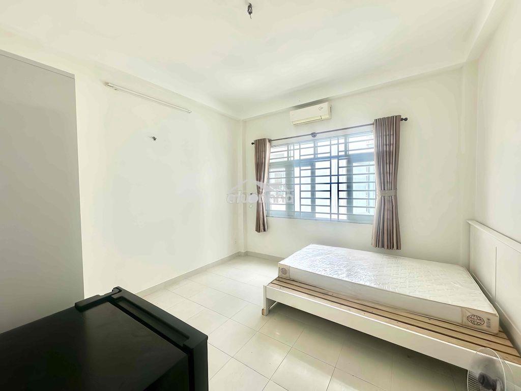 Chdv mặt tiền kdc phú mỹ full nt lầu 2 cửa sổ trời thoáng mát - Ảnh 2