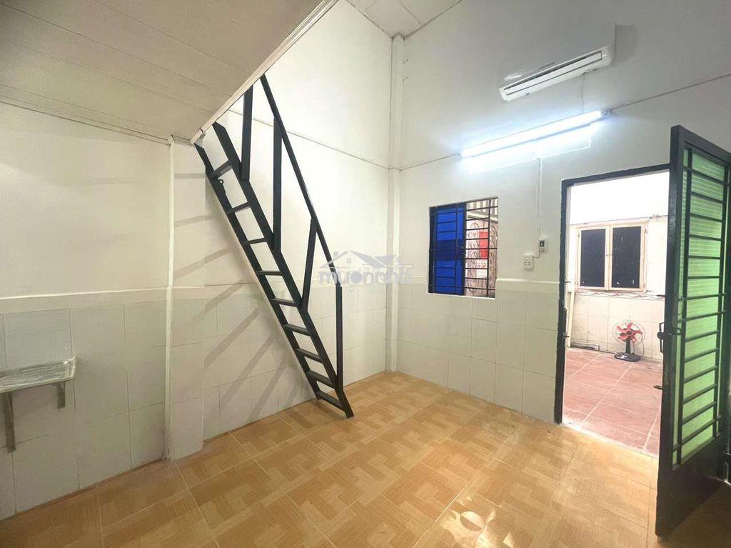 Phòng trọ đi bộ đh uth rộng 30m2 sinh viên giá rẻ - Ảnh 3