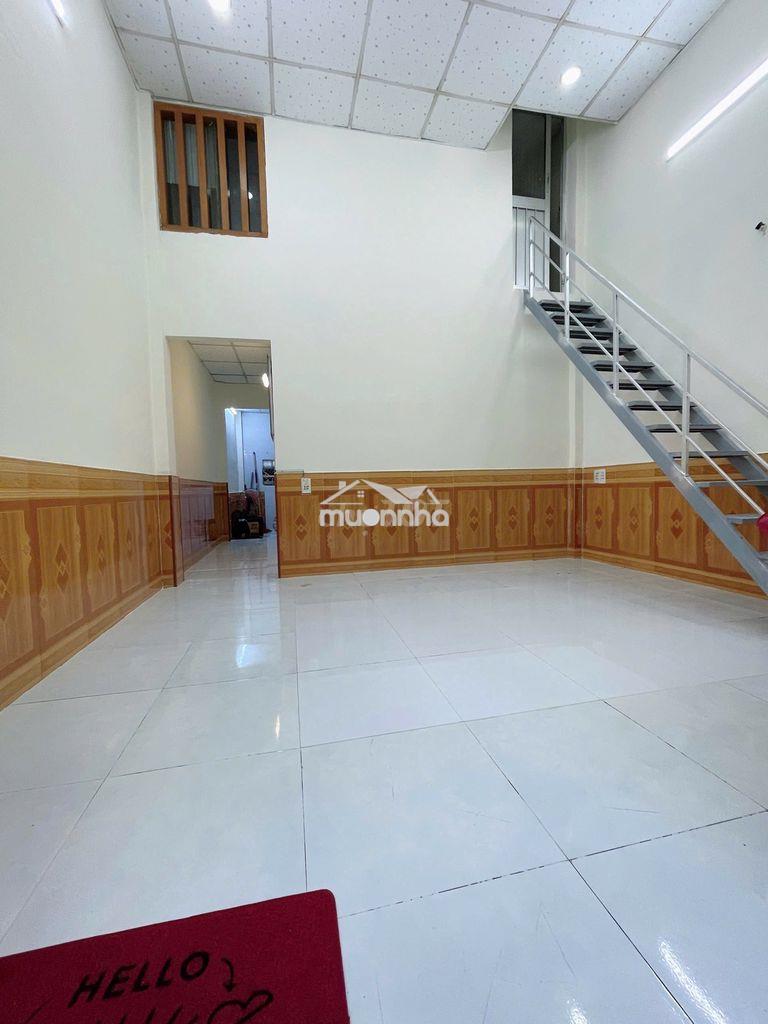 Bán rẻ nhà cấp 4 gác lửng gần ngã ba ông xã - trung tâm phường dĩ an - Ảnh 3