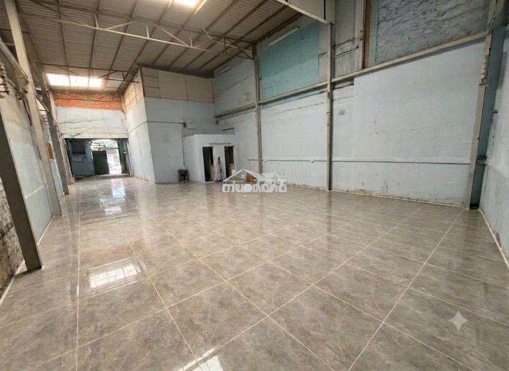 Cho thuê  kho chứa hàng đường hậu giang, q6 - 3