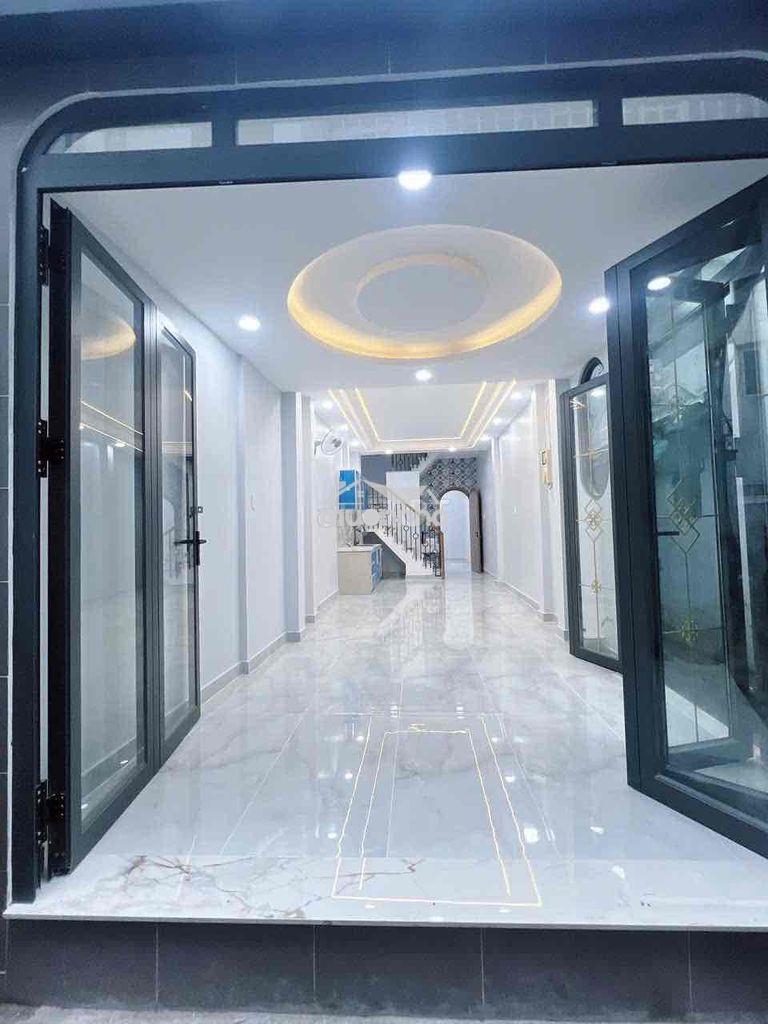 Nhà đẹp 3 tầng , góc 2mặt hẻm , 3pn , dt 42m2 , quận 4.