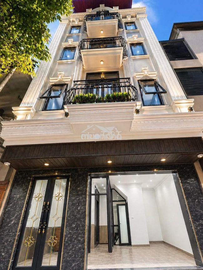 Cho thuê nhà nguyên căn kim mã, ba đình,hà nội gần vincom metropolis
