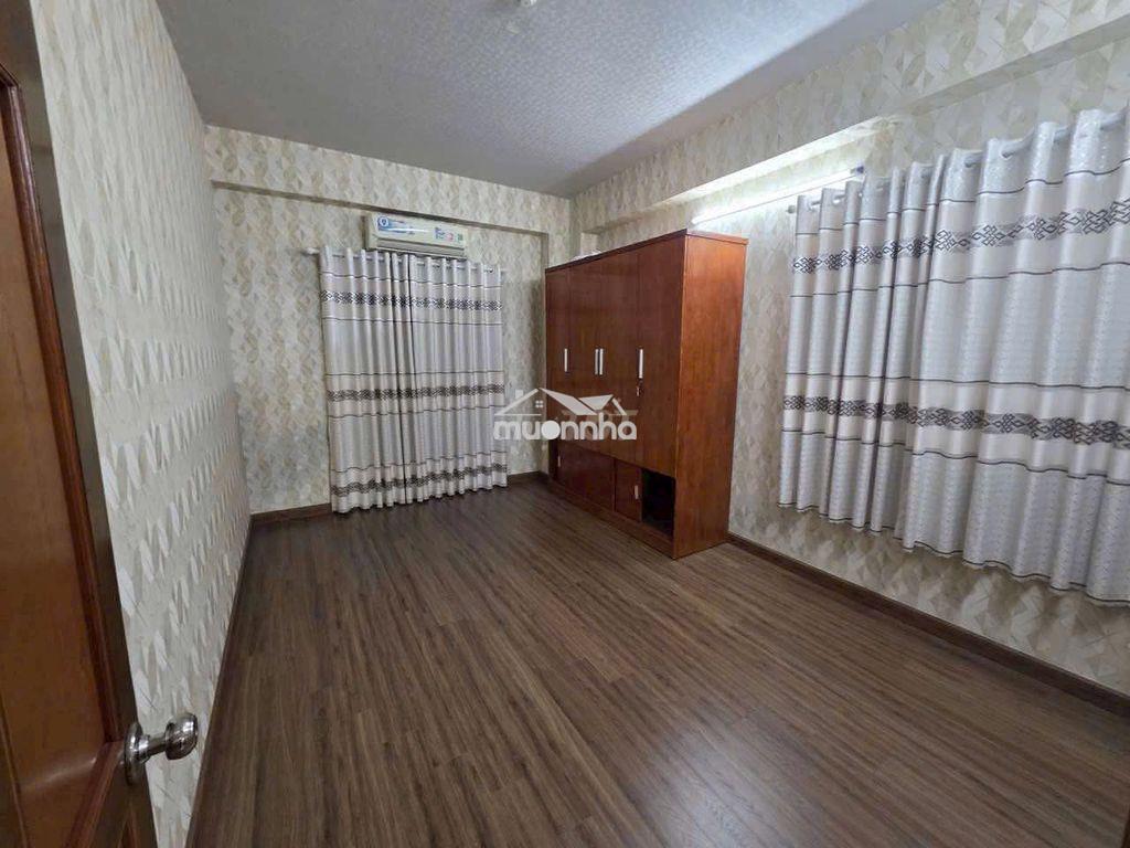 Cho thuê căn hộ 2 pn, 1 wc, có nội thất, cc nhất lan 3 - 4