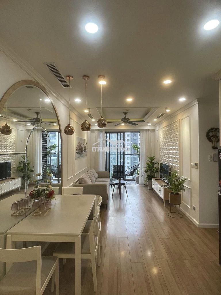 Cho thuê căn 2pn emerald - celadon city giá tốt
