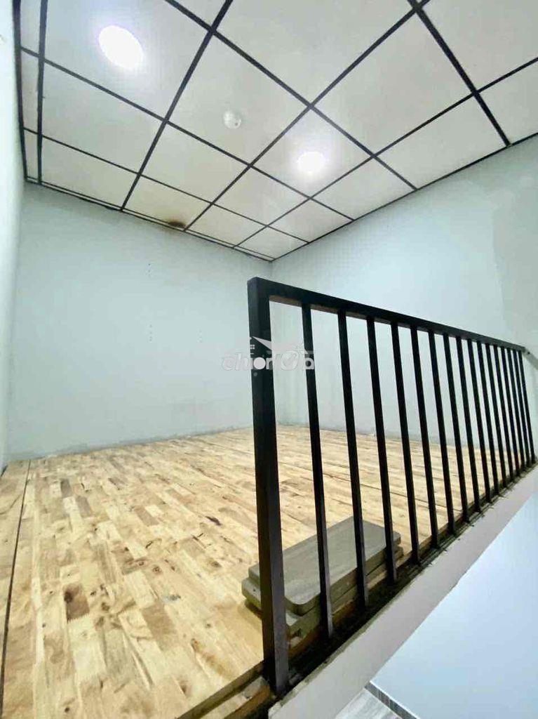 Phòng trọ gần lotte sẵn tủ kệ gác bếp máy lạnh - Ảnh 4