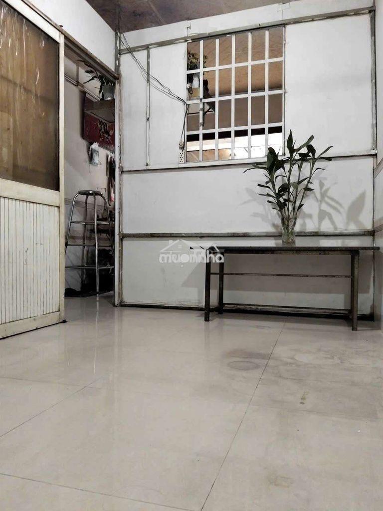 Phòng trọ giá rẻ q4