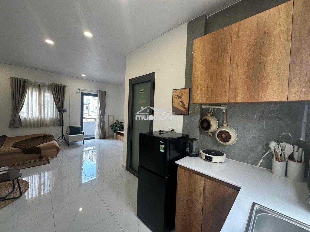 Căn hộ ban công, full nội thất như hình - Ảnh 2