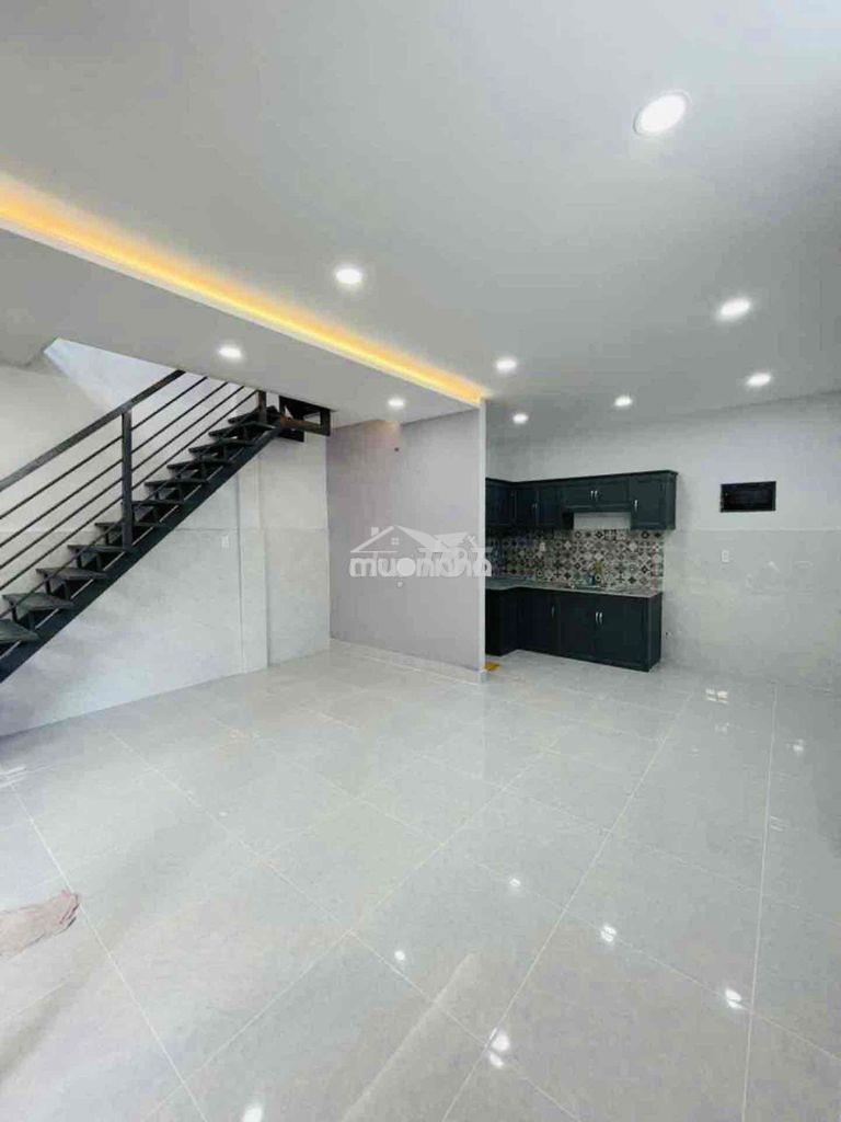 Bán nhà quận 11, hẻm rộng rãi, nhà mới đẹp, ngang xịn 5m, chỉ 5.x tỷ