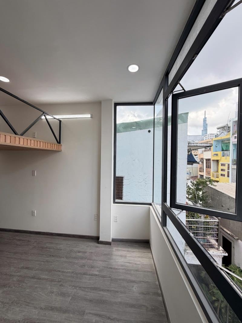 Cho thuê căn hộ duplex có máy giặt riêng, cửa sổ trời thoáng gần ngã tư hàng xanh, bình thạnh. - 3