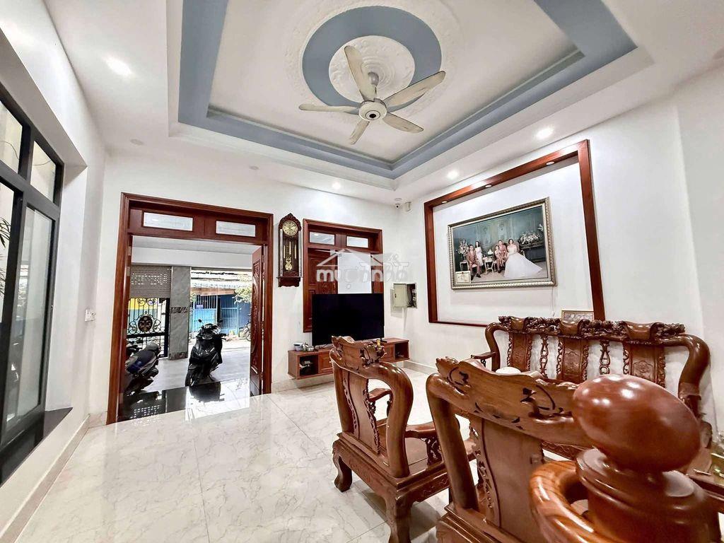 Nhà phố 6m x 20m. 3 tầng thang máy đường trương thị hoa ( ngay metro) - Ảnh 2