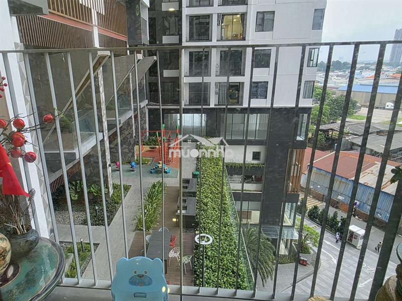 Bán gấp căn hộ 2pn cao cấp emerald golf view