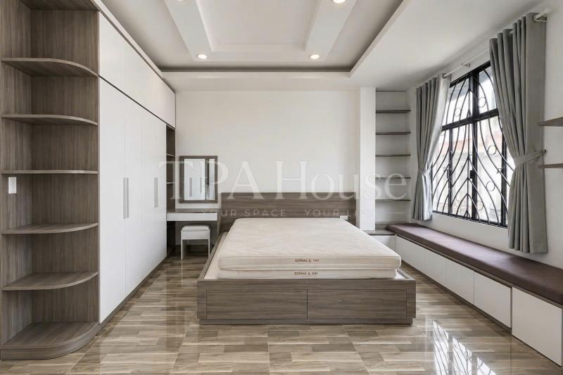​Cho thuê căn ban công lớn, full nội thất (bình thạnh) gần vlu, iuh. - 2