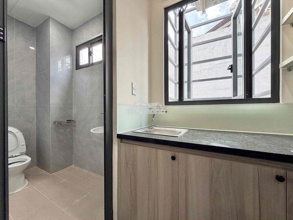 Q4 – ch cho người thích nhà gọn - tủ lớn - bếp riêng - cửa sổ sáng - Ảnh 2
