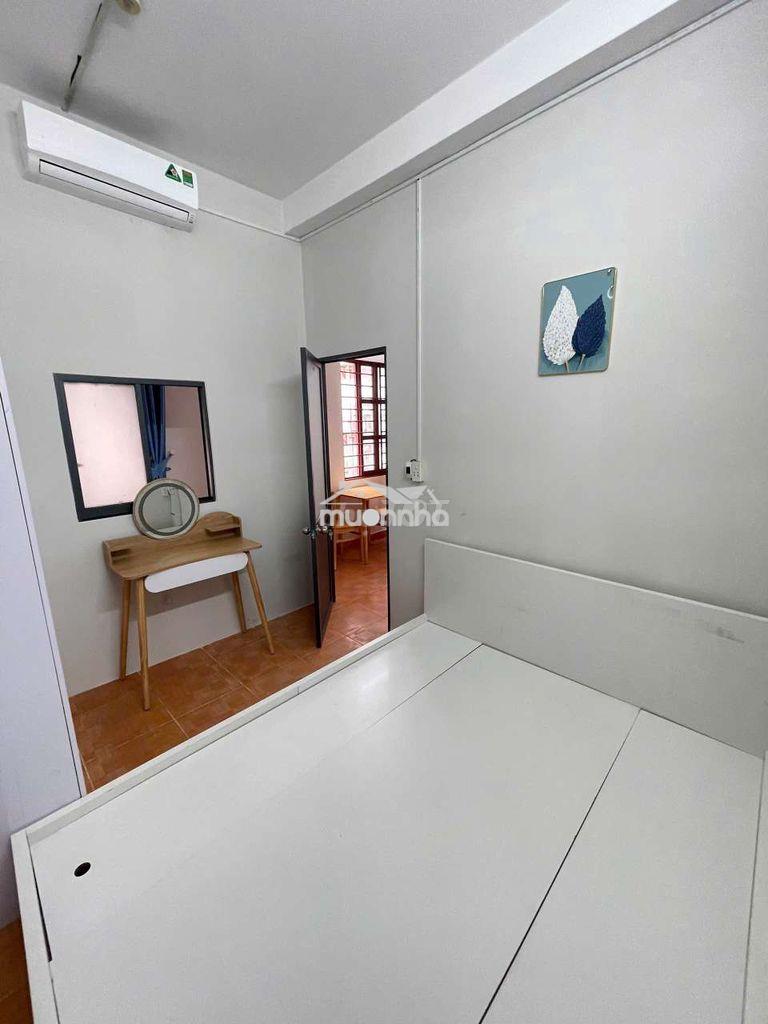 Cho thuê chdv 2pn, trường sơn, khu ăn ninh, gần sân bay, ở 4 người - Ảnh 2