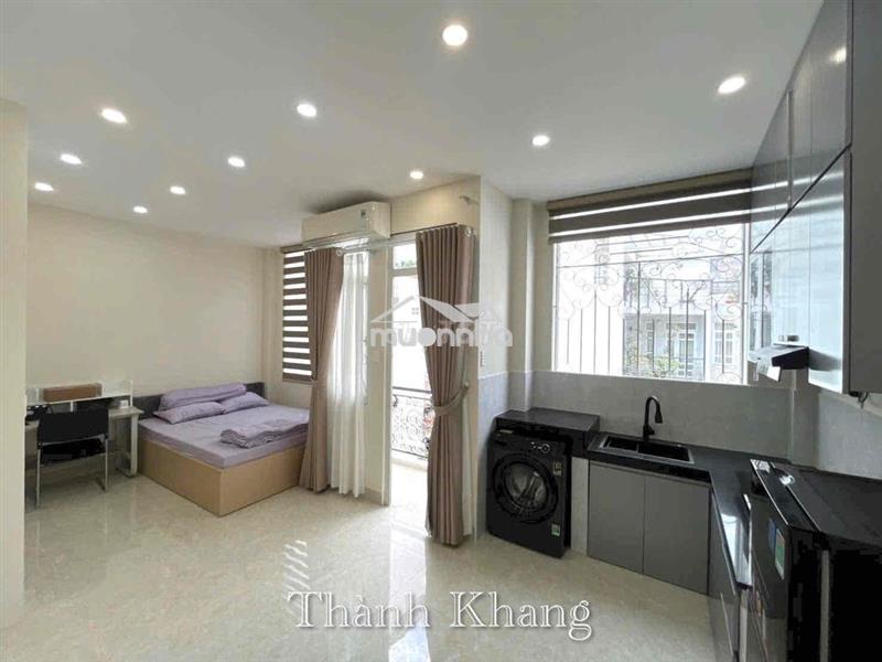 Cho thuê căn hộ ban công máy giặt riêng rộng 30m2 ngay chợ bàn cờ