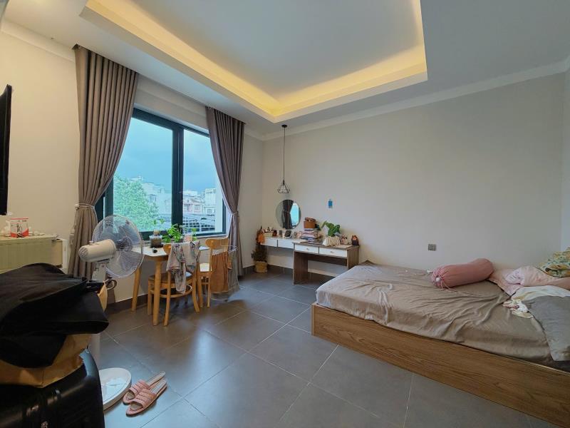 Khách em cần pass phòng trọ có máy giặt riêng, có cửa sổ lớn gần phú mỹ hưng, kdc him lam, lotte mart, đh tdtu, đh rmit, đh ufm