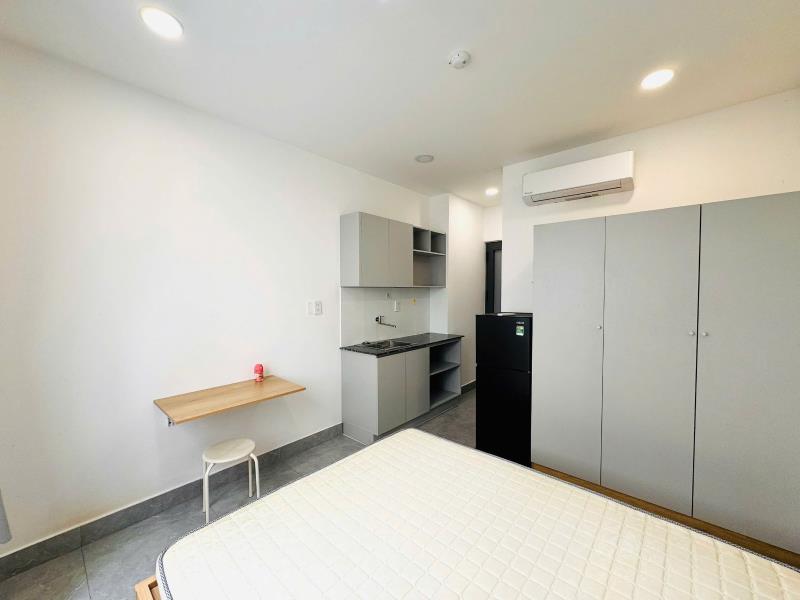 Full nội thất, nhà mặt tiền, đường ô tô, thang máy,pccc đạt chuẩn. - Ảnh 2