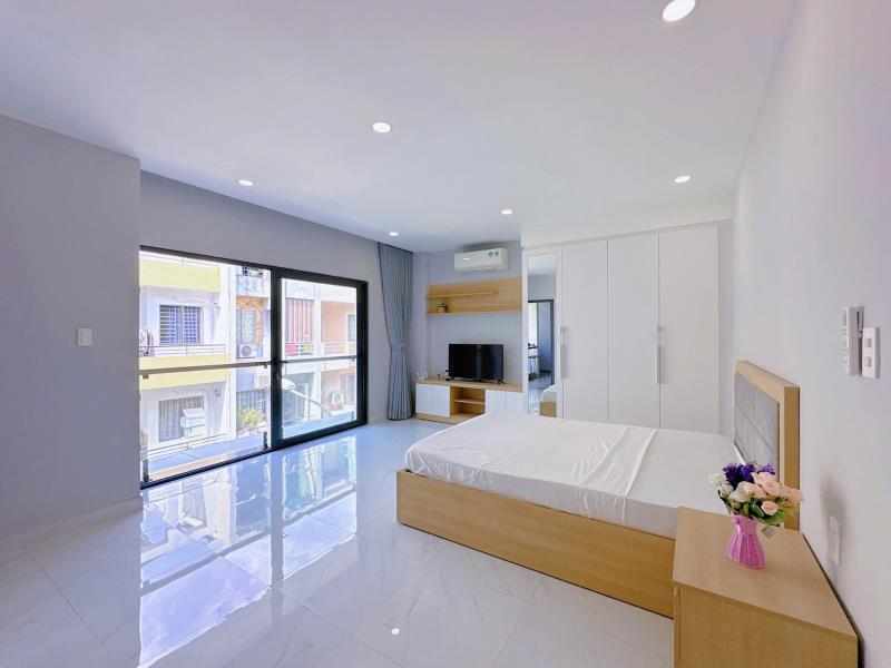 Cho thuê studio ban công 45m2 full nội thất ngay ngã tư hàng xanh - học viện cán bộ tphcm- chợ bà chiểu - Ảnh 3