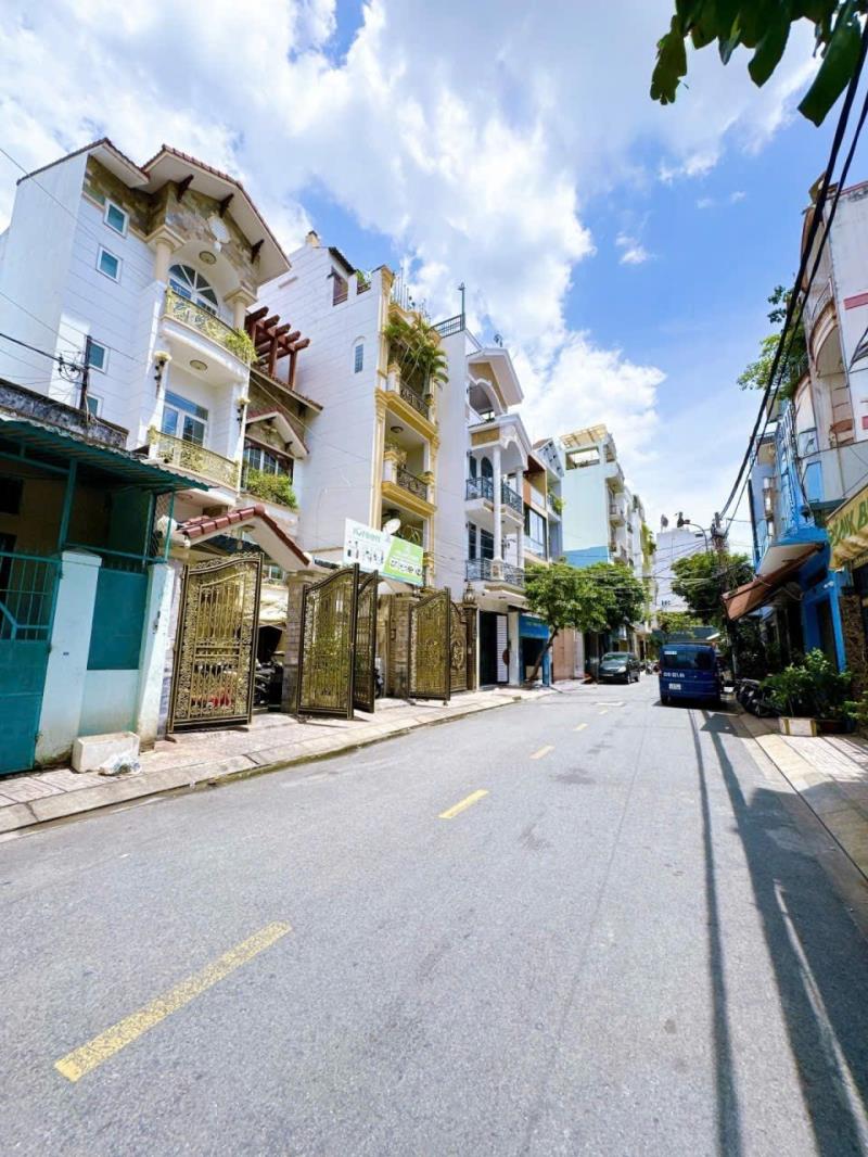 Mặt tiền đường 10m có lề , khu vip bàu cát,116m², 3 tầng , 5pn,sổ vuông