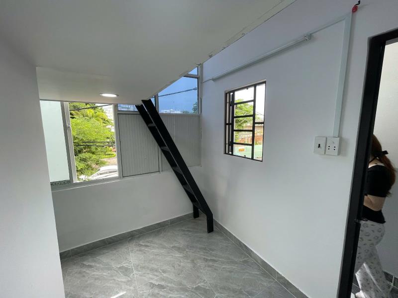 Cho thuê phòng duplex sinh viên_cửa sổ trời_hầm xe_an ninh_ung văn khiêm_nguyễn gia trí_hutech_giao thông vận tải_nguyễn xí_phạm văn đồng_điện biên phủ_bình lợi trung - Ảnh 4