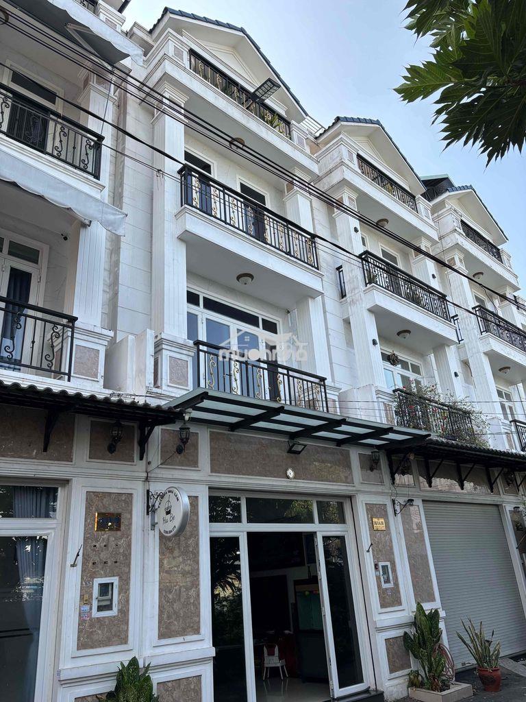 Nhà cần bán - Ảnh 2