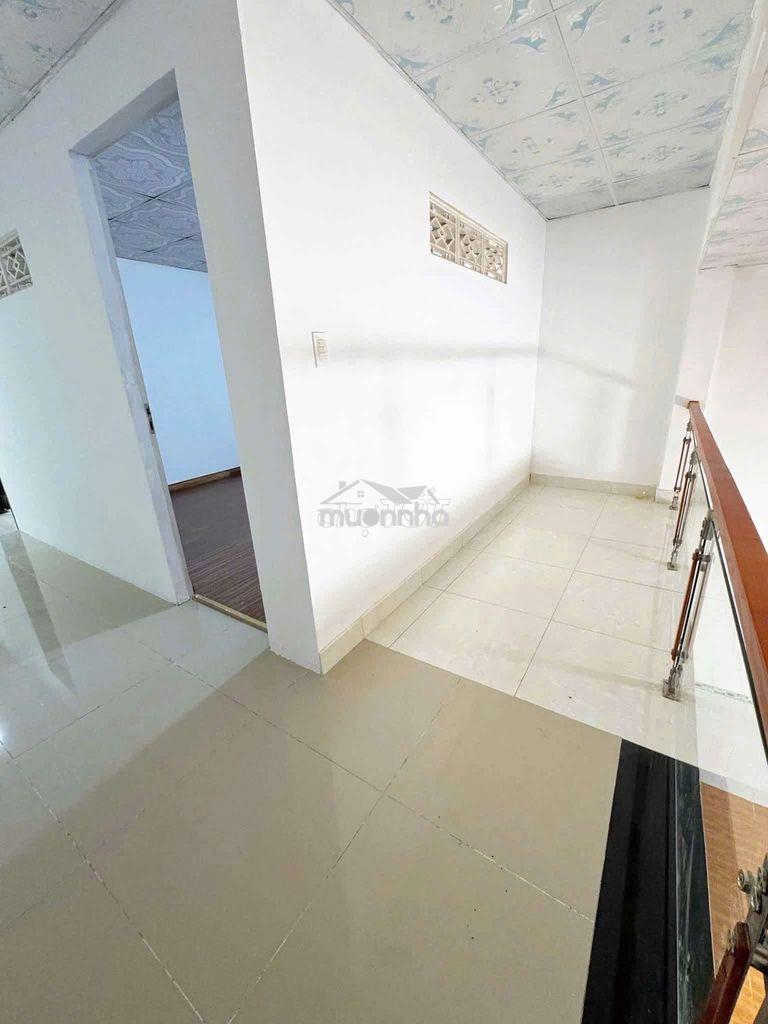 Hạ 400tr chốt gấp nhà tt hành chính tỉnh bình dương cũ, vị trí đẹp - Ảnh 4