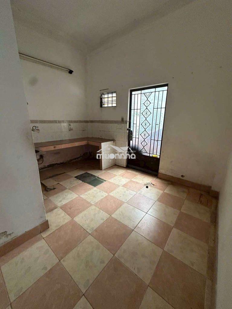 Cho thuê nhà đường âu dương lân p3.q8 dt.4m×17m} 1 lầu 7phòng 5 toilet - Ảnh 3