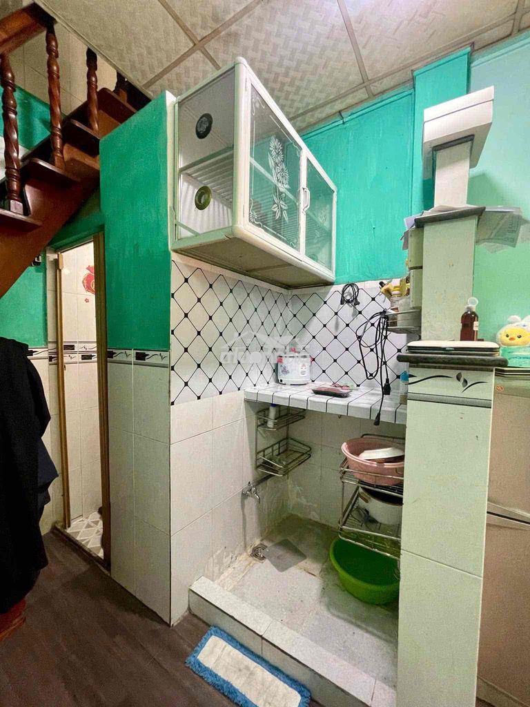 Nhà 2 phòng ngủ 2,5x6 trần hưng đạo - Ảnh 3