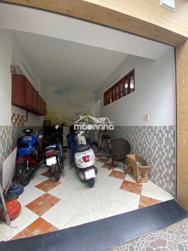 Biệt thự 150m ngang 8m nở hậu - 3 tầng - sau lưng mt võ thành trang. - Ảnh 3