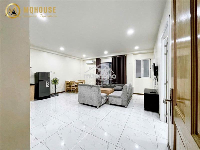 Căn hộ 2 phòng ngủ - rộng 70m2 - trung tâm tân phú - full nội thất