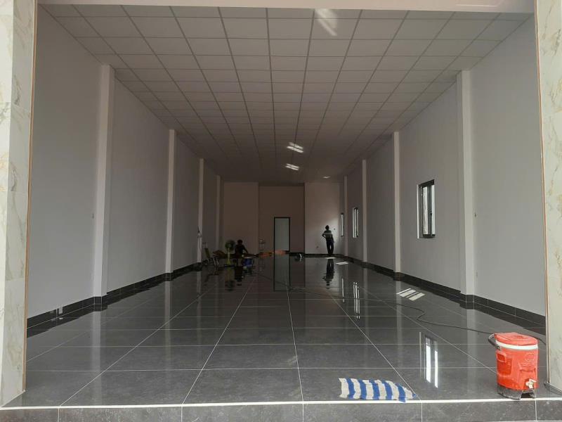 Cho thuê nhà 231m2 mặt tiền đường nguyễn cửu phú, tân nhựt, làm văn phòng/kho chứa hàng/bưu cục giao nhận rất tốt - Ảnh 2